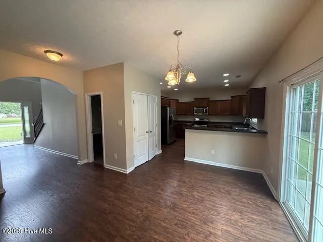 $2,300 | 419 Lafitte Way, New Bern, NC 28560