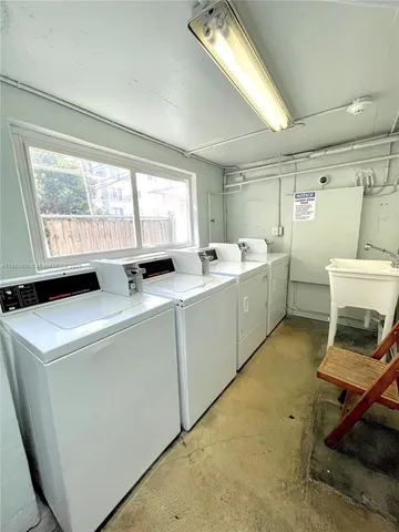 $1,750 | 1100 11th Street, Unit 302, Miami Beach, FL 33139