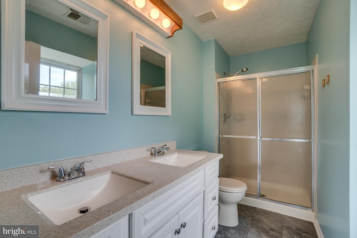 9328 Kings Grant Road Laurel, MD 20723 - Photo 23 of 47 Gallery Image 23