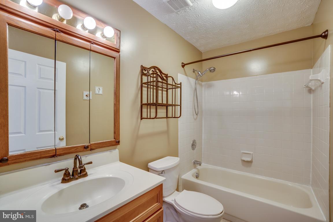 9328 Kings Grant Road Laurel, MD 20723 - Photo 31 of 47 Gallery Image 31