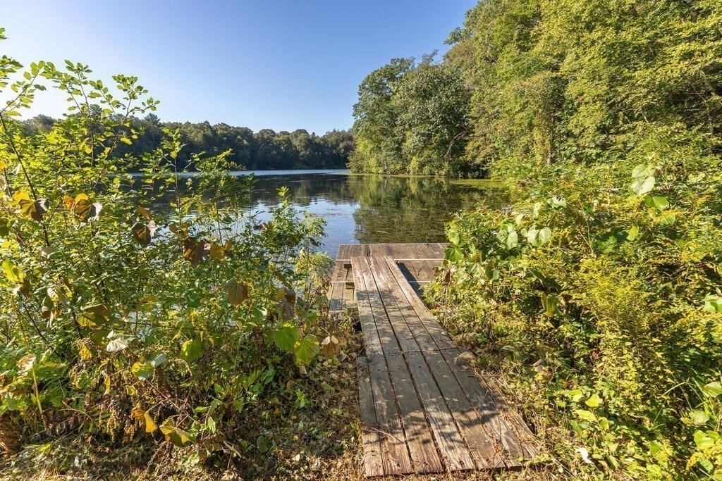 98 Dudley Road Wayland, MA 01778 - Photo 38 of 41