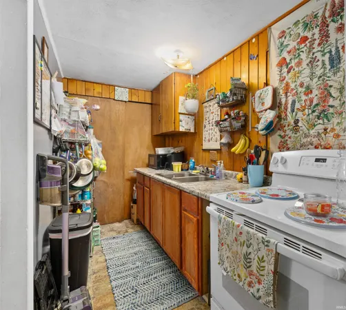 $379,000 | 4865 Highway 30, Columbia City, IN 46725