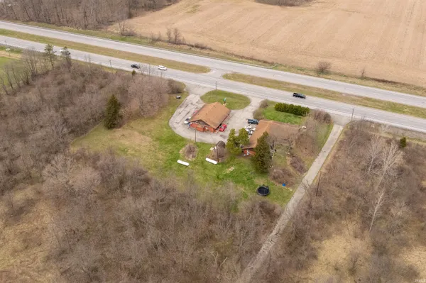 $379,000 | 4865 Highway 30, Columbia City, IN 46725