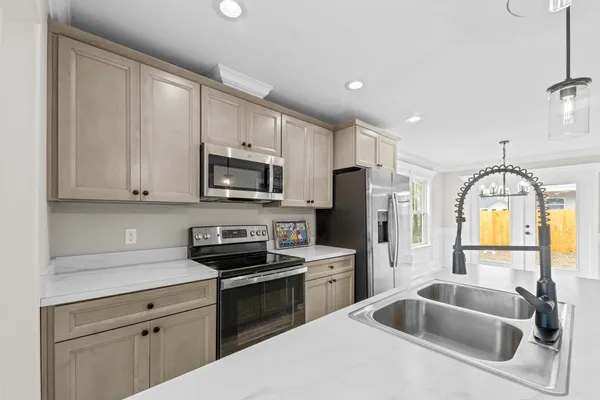 $1,750 | 74 Shawnee Trail, Crawfordville, FL 32327