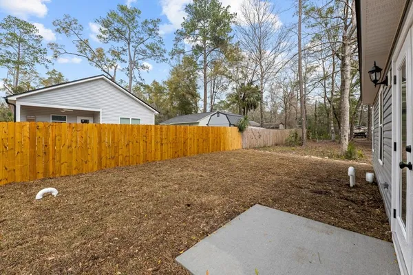 $1,750 | 74 Shawnee Trail, Crawfordville, FL 32327