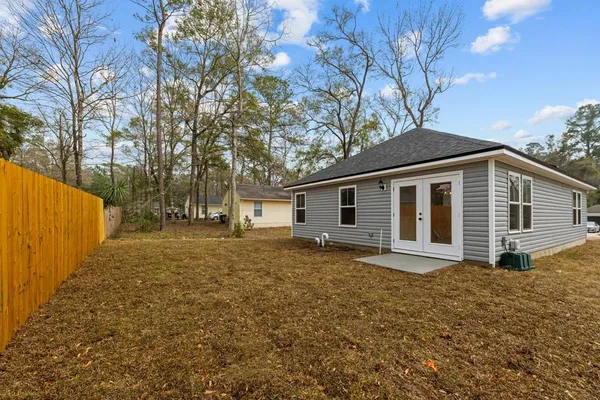 $1,750 | 74 Shawnee Trail, Crawfordville, FL 32327