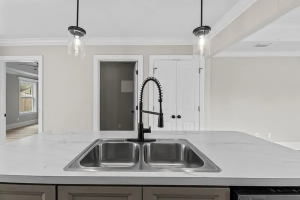 $1,750 | 74 Shawnee Trail, Crawfordville, FL 32327