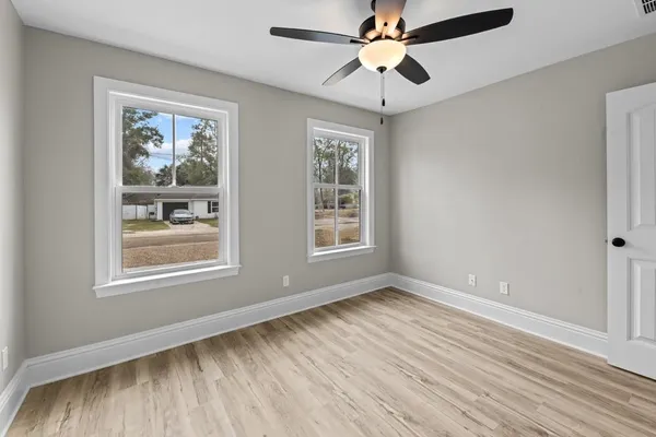 $1,750 | 74 Shawnee Trail, Crawfordville, FL 32327