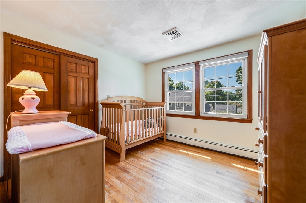 15 Parkview Road Reading, MA 01867 - Photo 10 of 42 Gallery Image 10