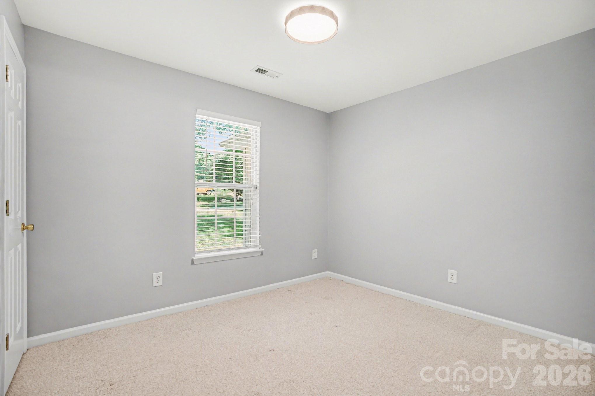 10012 Rockwood Road Charlotte, NC 28215 - Photo 16 of 23 Gallery Image 16