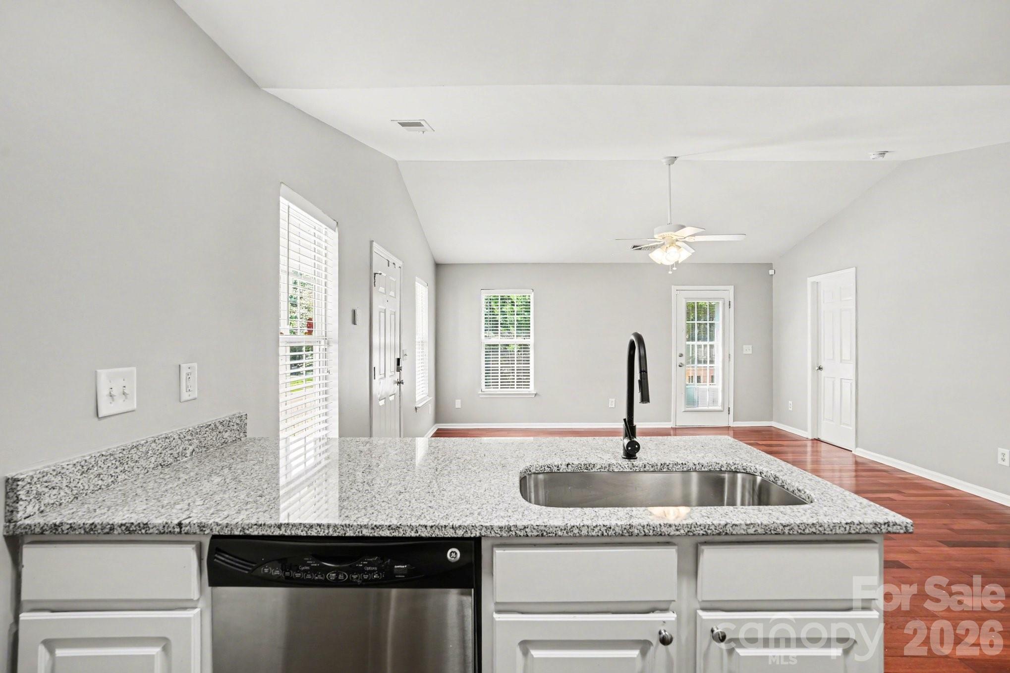 10012 Rockwood Road Charlotte, NC 28215 - Photo 9 of 23 Gallery Image 9