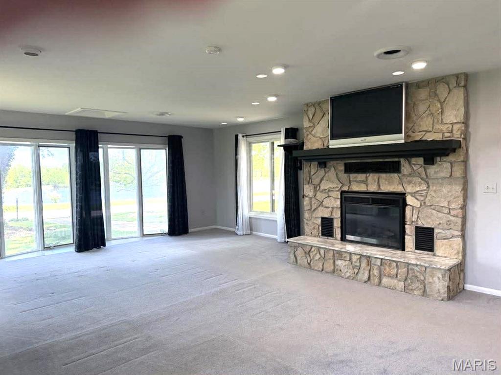 26541 Lake Shore Road Lebanon, MO 65536 - Photo 25 of 56