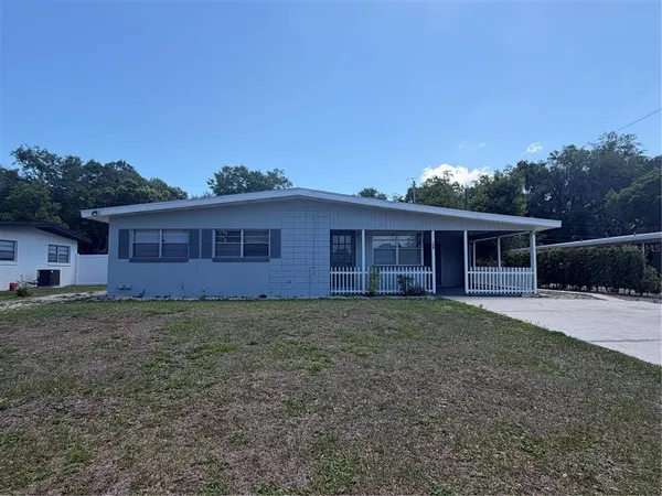 $1,800 | 135 Pinecrest Drive, Sanford, FL 32773