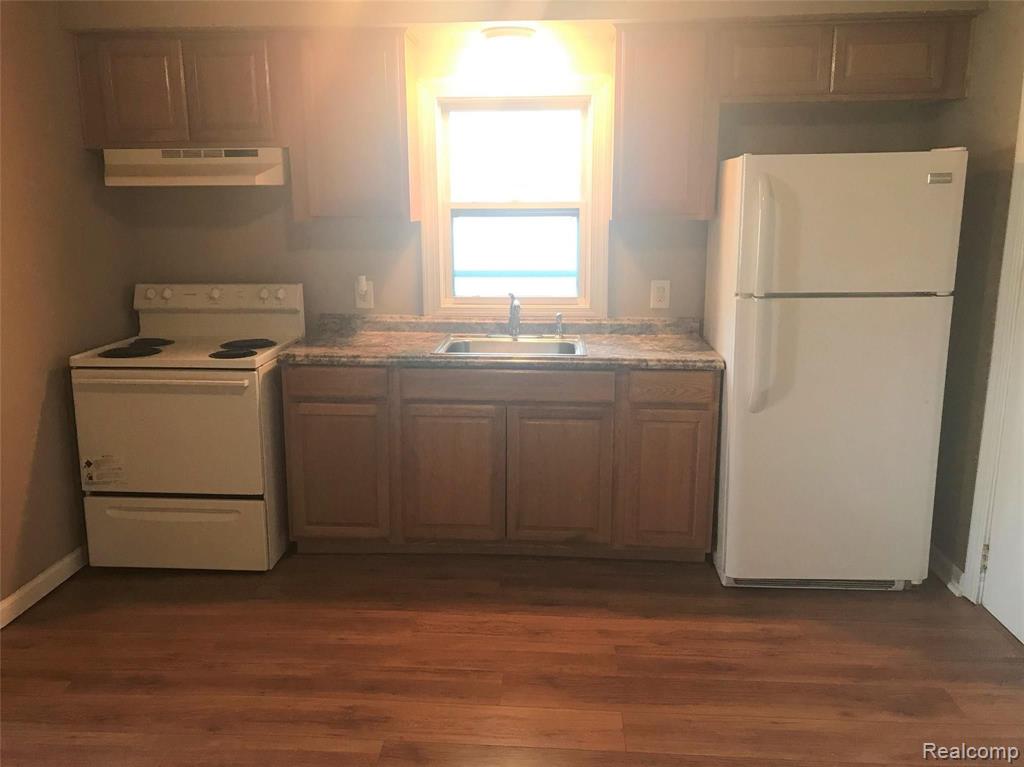 26512 Lenox Avenue Madison Heights, MI 48071 - Photo 15 of 15
