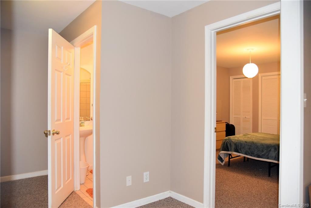 72 Overlook Road Asheville, NC 28803 - Photo 21 of 33 Gallery Image 21
