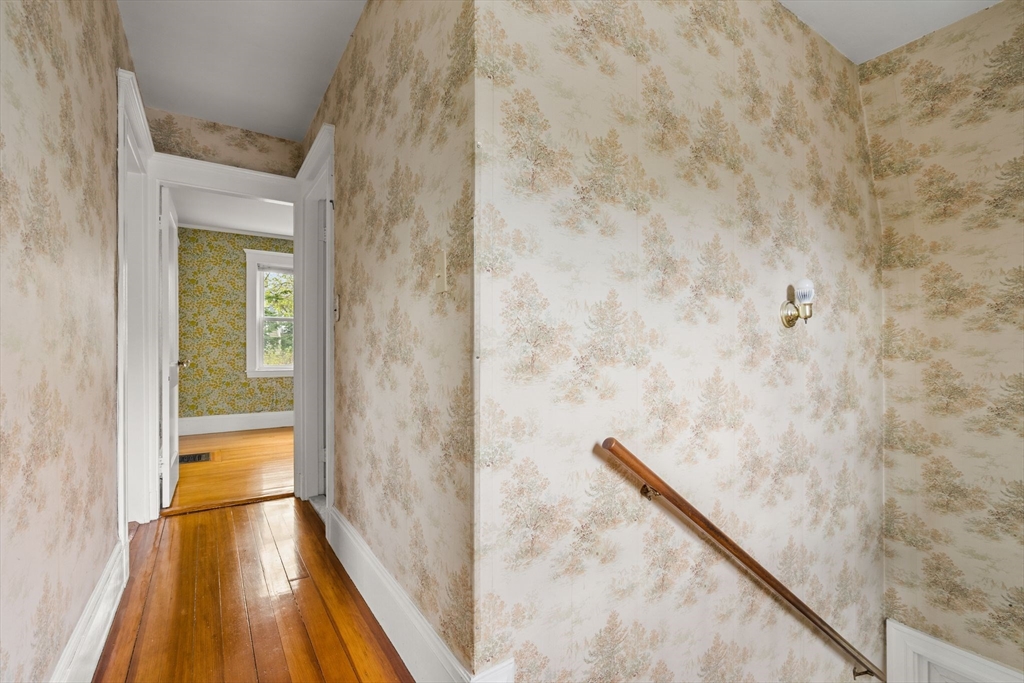 42 Brookfield Road Waltham, MA 02452 - Photo 25 of 38 Gallery Image 25