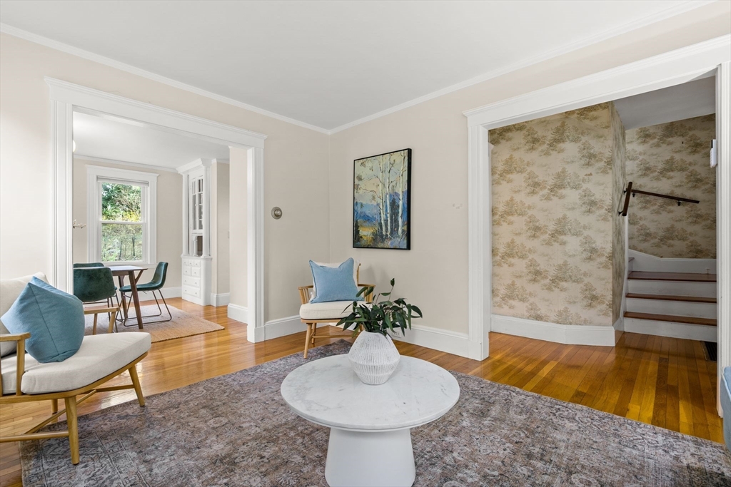 42 Brookfield Road Waltham, MA 02452 - Photo 7 of 38 Gallery Image 7