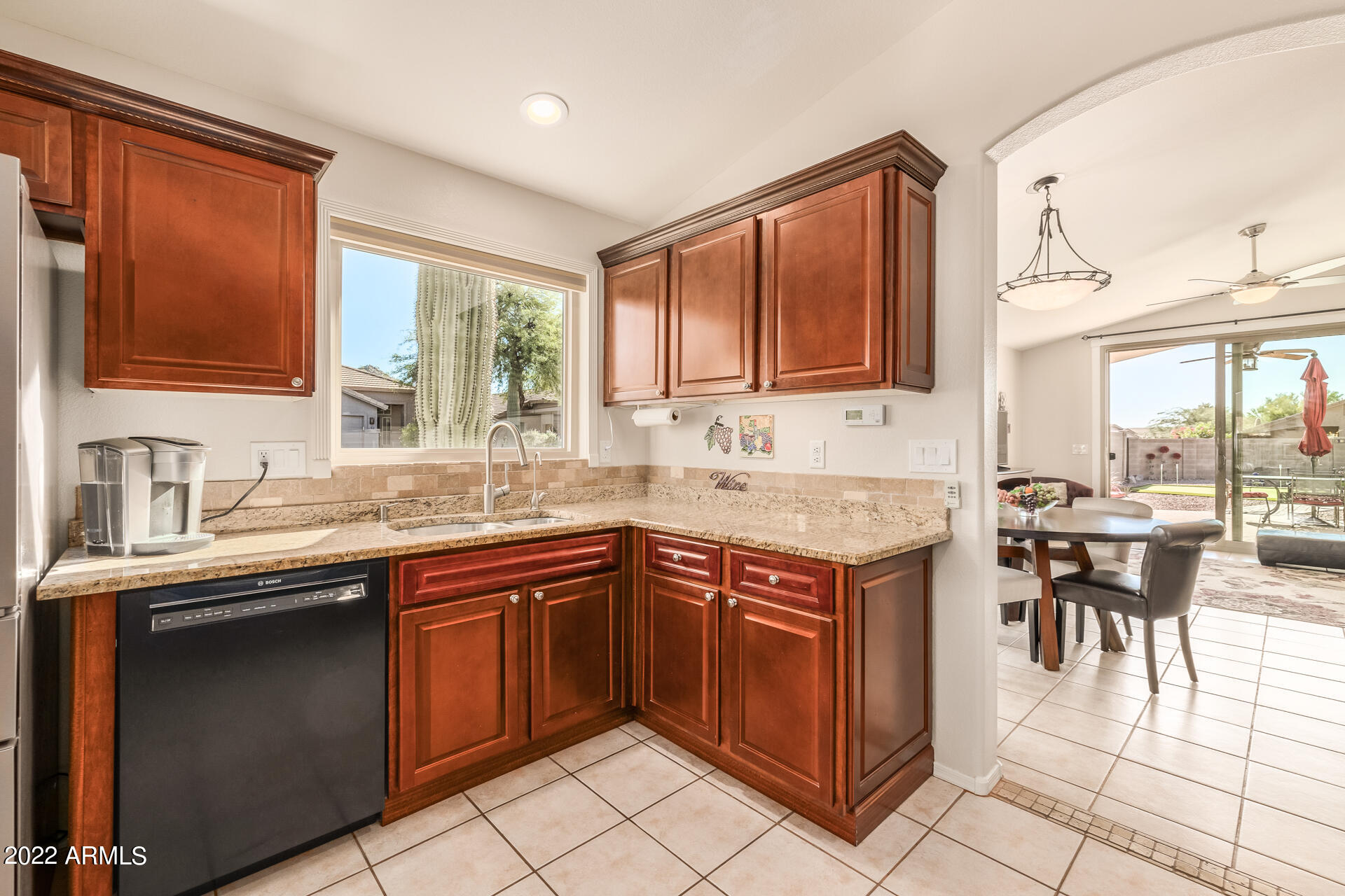 10363 East Rising Sun Place Gold Canyon, AZ 85118 - Photo 35 of 43 Kitchen