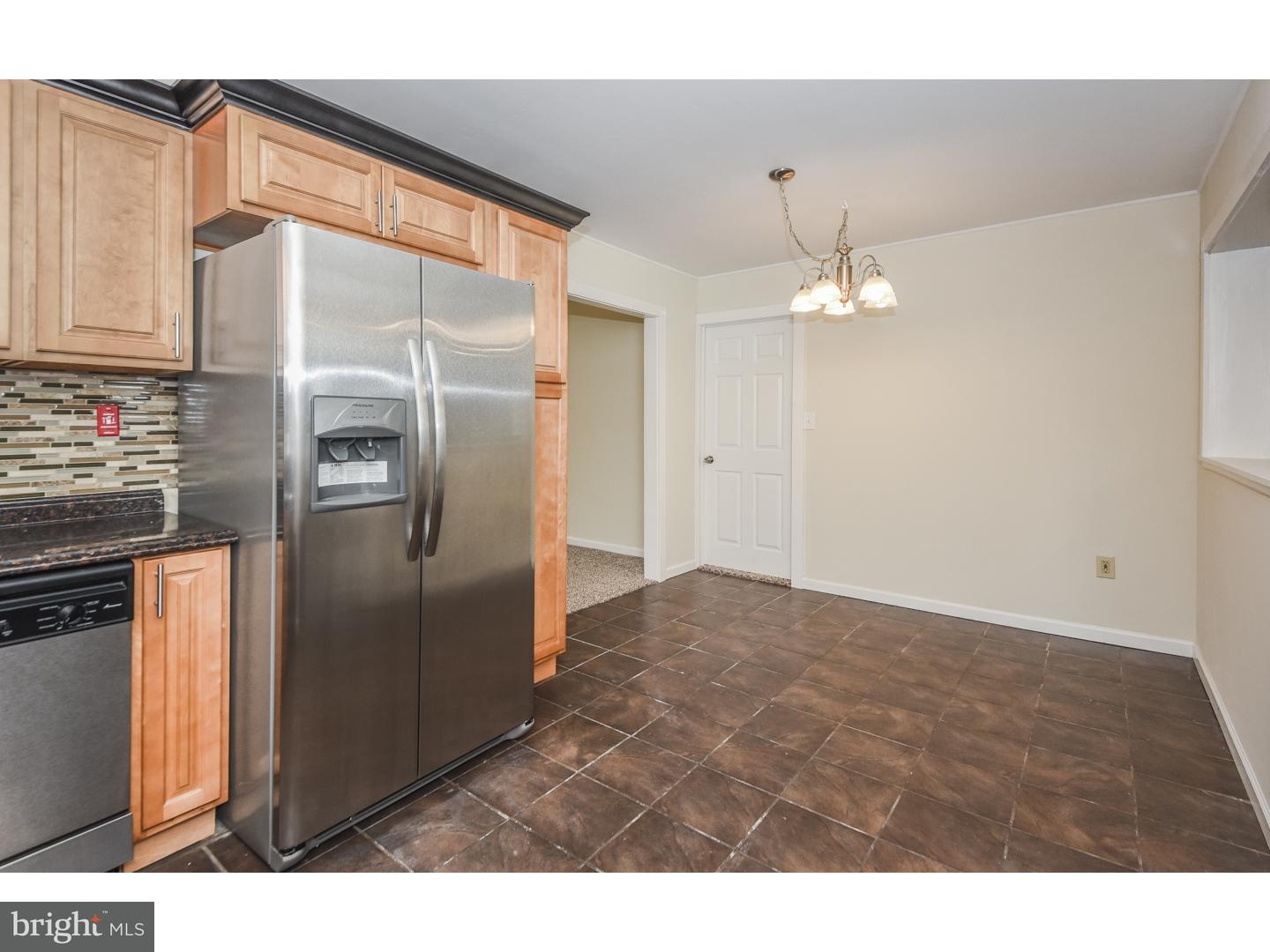 86 Quaker Hill Road Levittown, PA 19057 - Photo 13 of 25 Gallery Image 13