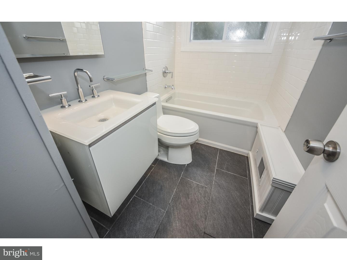 86 Quaker Hill Road Levittown, PA 19057 - Photo 20 of 25 Gallery Image 20