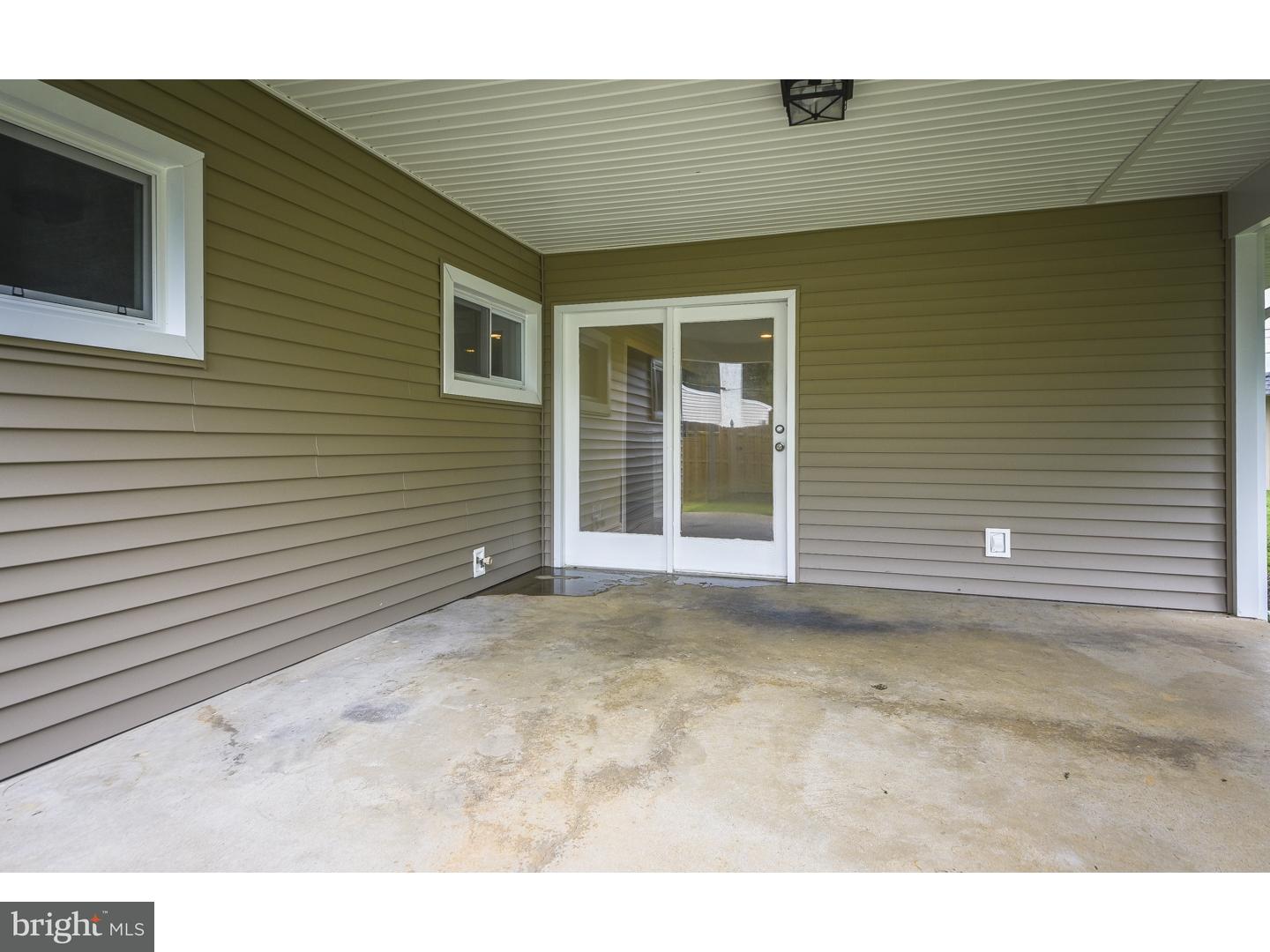 86 Quaker Hill Road Levittown, PA 19057 - Photo 21 of 25 Gallery Image 21