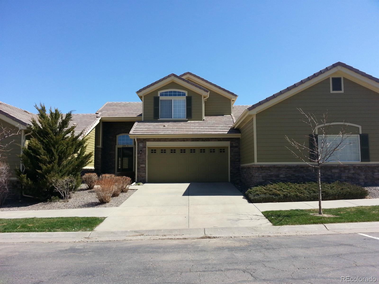 a house view with a outdoor space