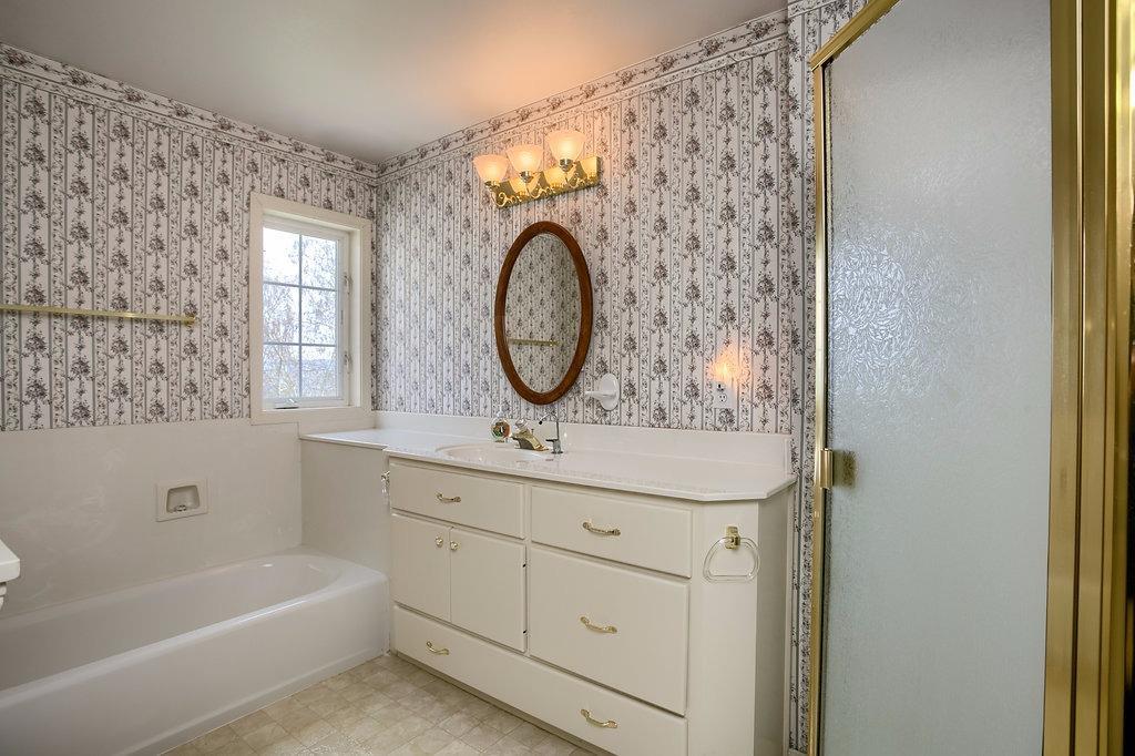 3996 Pioneer Road Medford, OR 97501 - Photo 28 of 35 Additional Photo