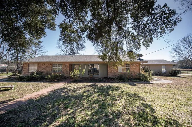 $350,000 | 1541 La-113, Oakdale, LA 71463