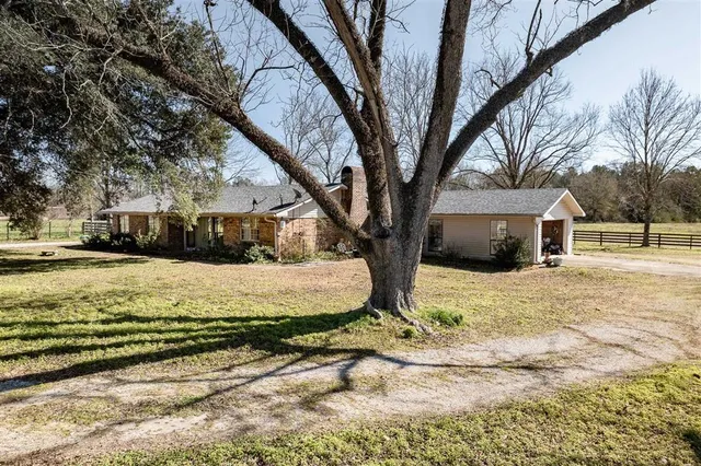 $350,000 | 1541 La-113, Oakdale, LA 71463