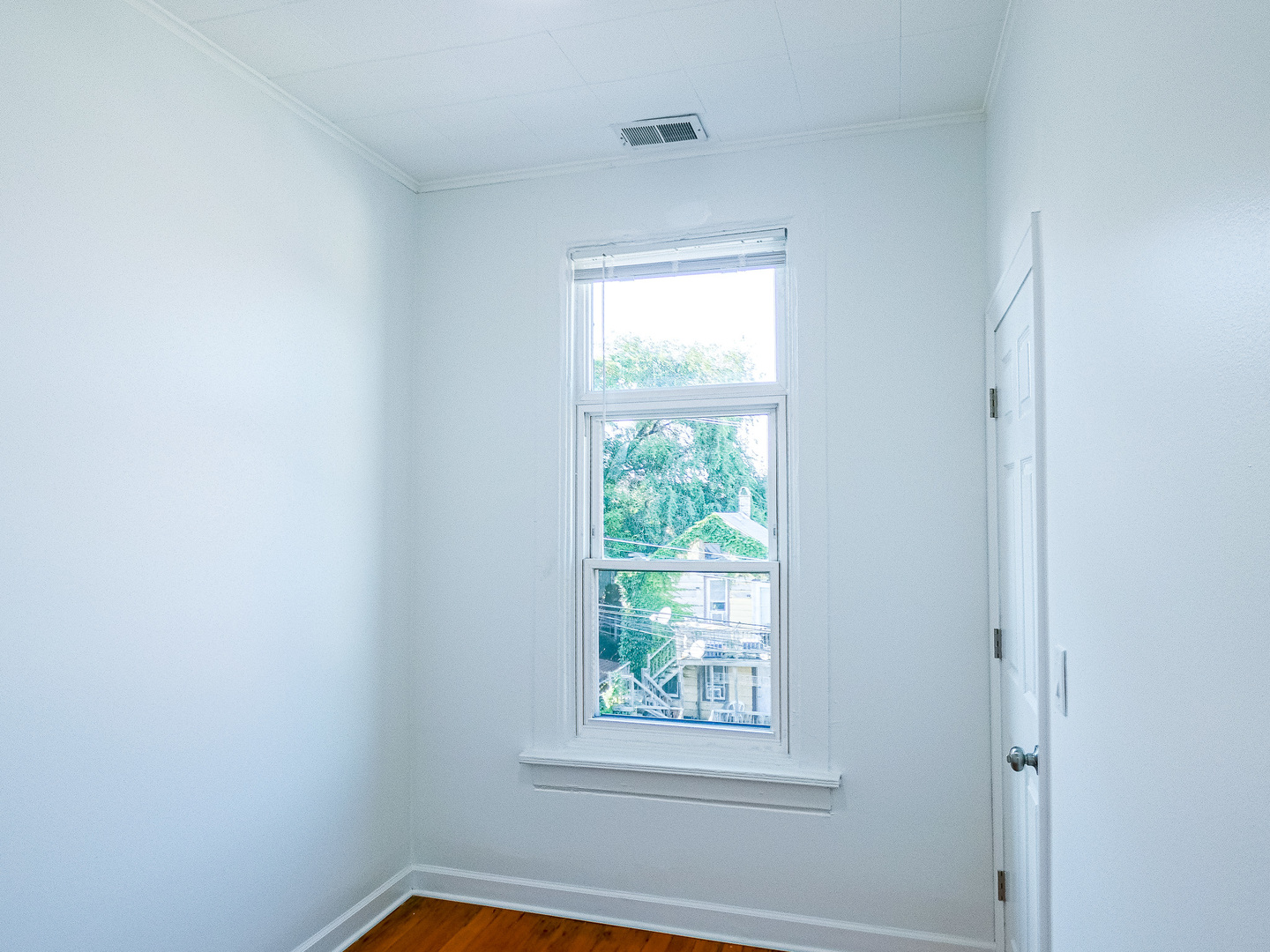 2044 West 19th Street, Unit 3R Chicago, IL 60608 - Photo 9 of 11 a view of a small space with window