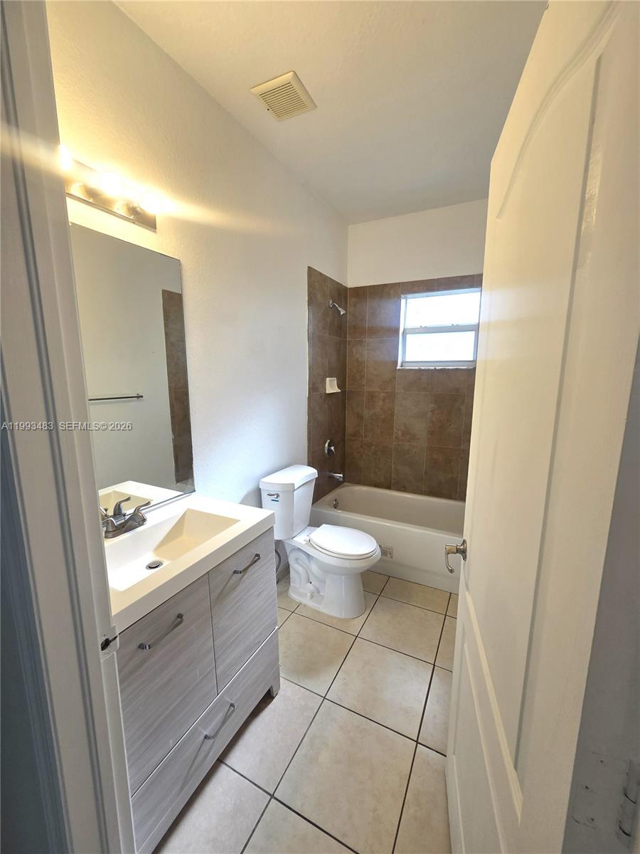 10357 Southwest 178th Street, Unit 10357 Miami, FL 33157 - Photo 6 of 11