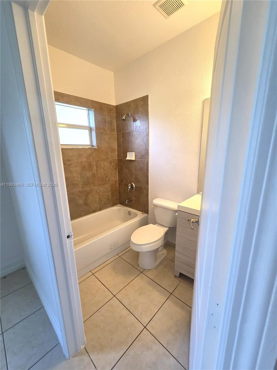 10357 Southwest 178th Street, Unit 10357 Miami, FL 33157 - Photo 9 of 11