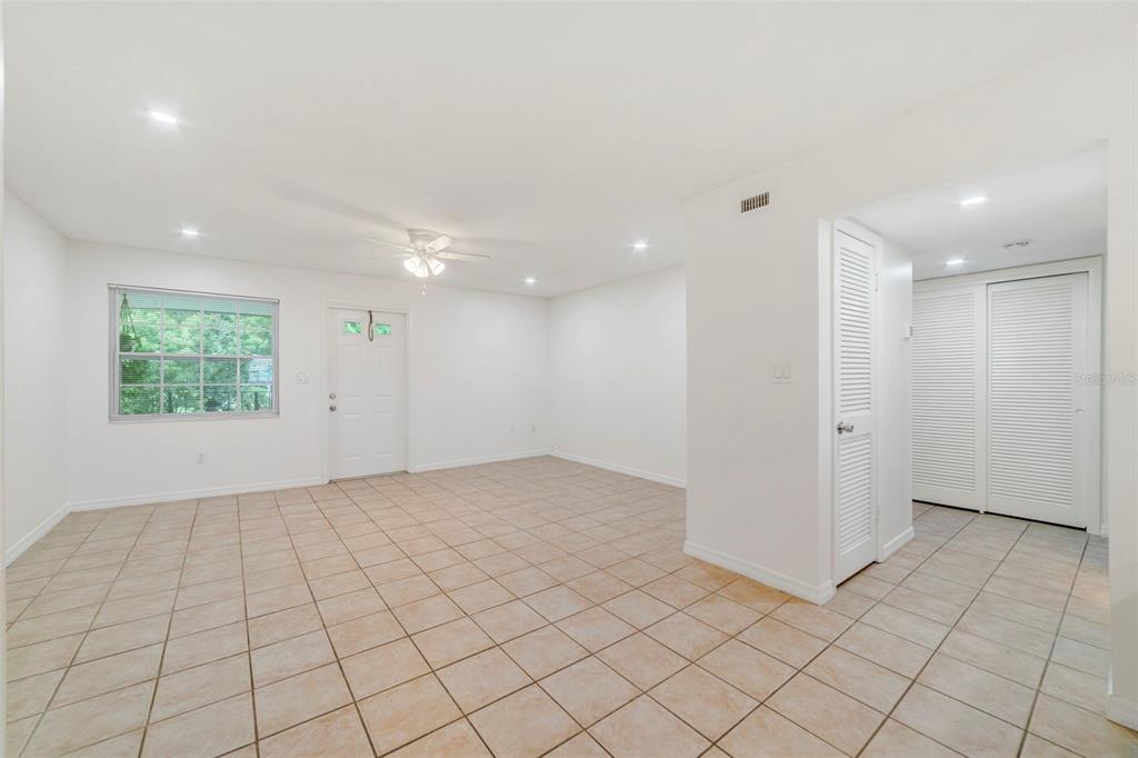 525 South Conway Road, Unit 51 Orlando, FL 32807 - Photo 7 of 17 Gallery Image 7