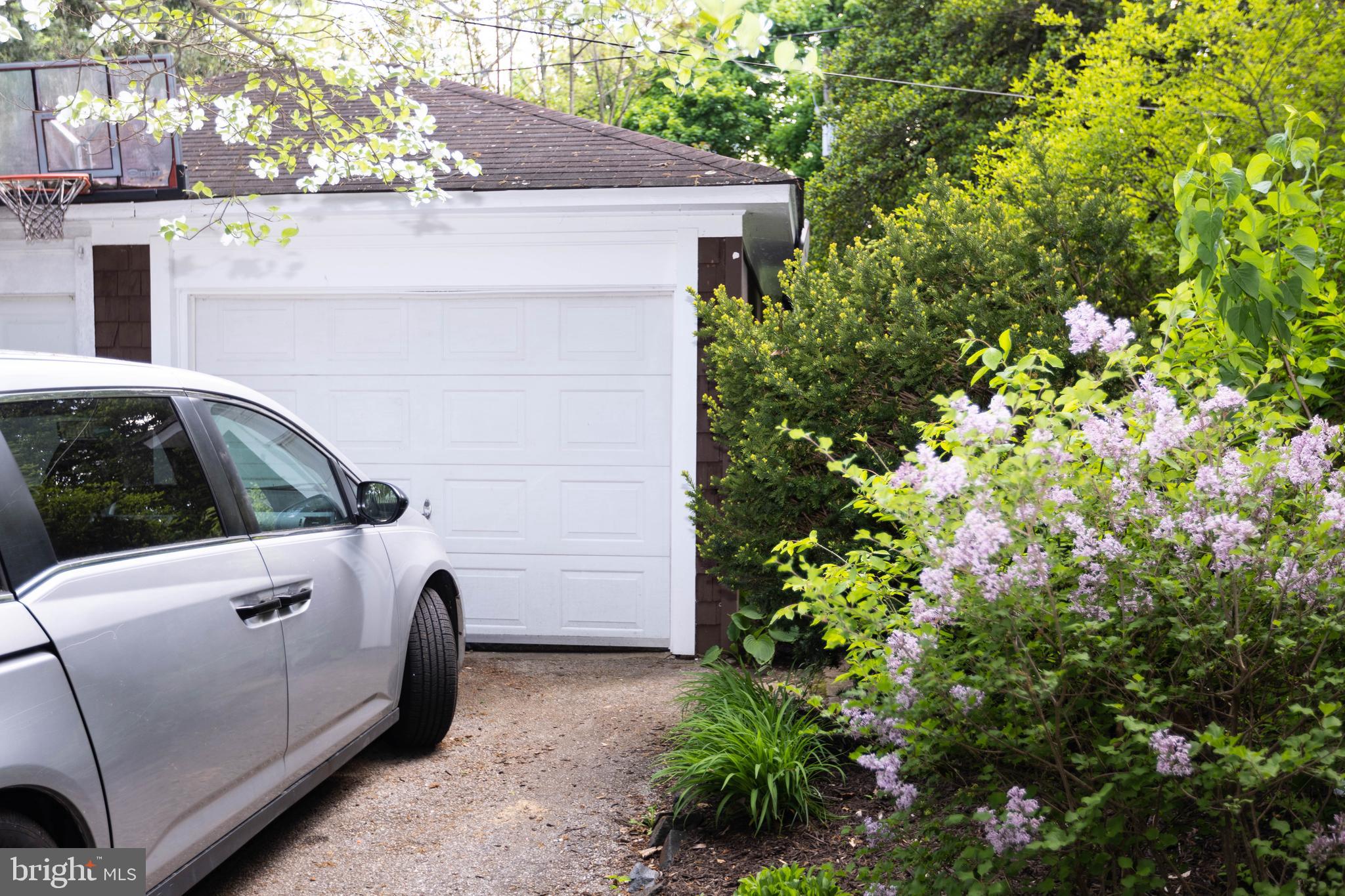 206 Oakdale Road Baltimore, MD 21210 - Photo 27 of 32 Detached garage