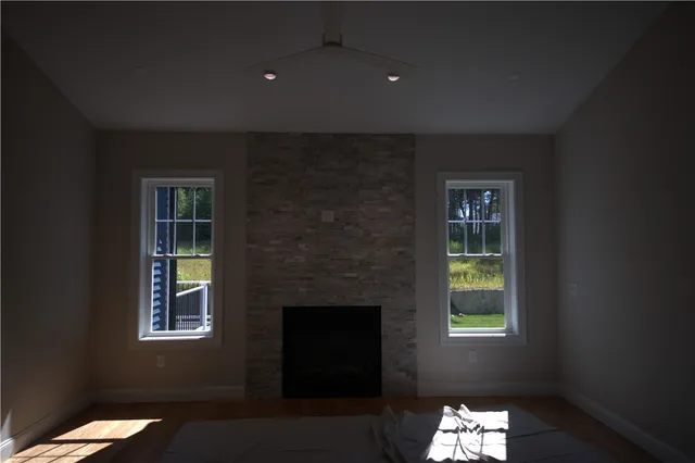 $769,900 | 81 Sunset Lk Circle, Coventry, RI 02816