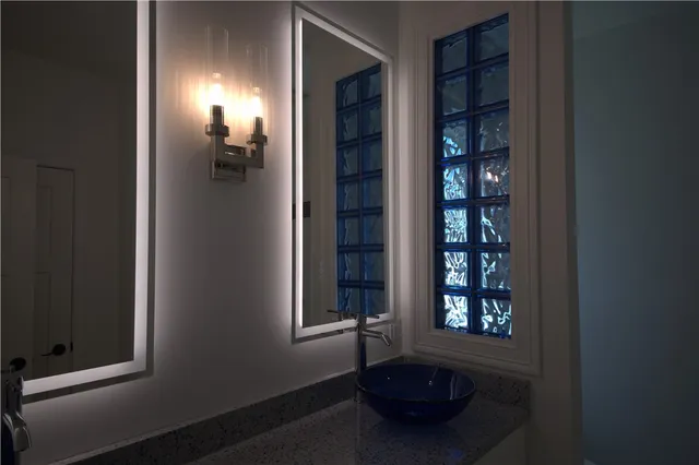 $769,900 | 81 Sunset Lk Circle, Coventry, RI 02816