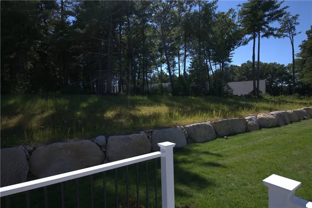 $769,900 | 81 Sunset Lk Circle, Coventry, RI 02816