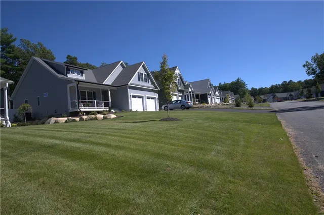 $769,900 | 81 Sunset Lk Circle, Coventry, RI 02816