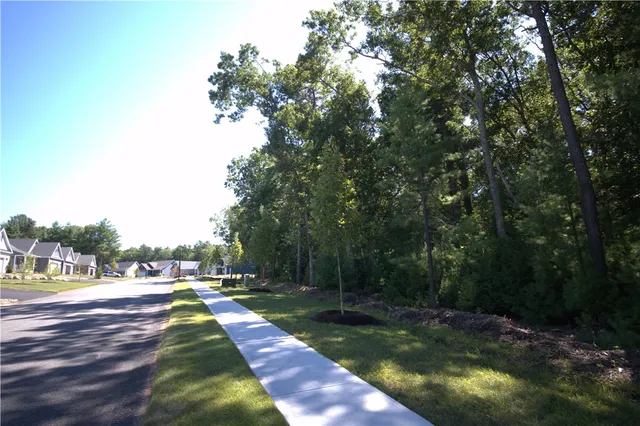 $769,900 | 81 Sunset Lk Circle, Coventry, RI 02816