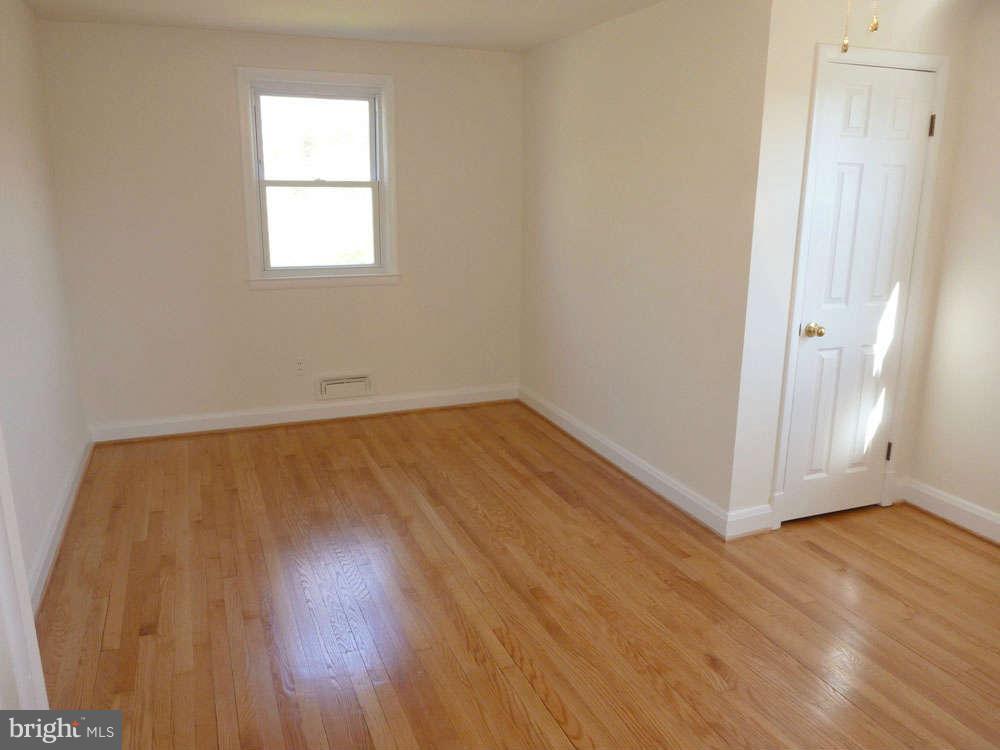 6804 Collinsdale Road Baltimore, MD 21286 - Photo 22 of 26 Bedroom