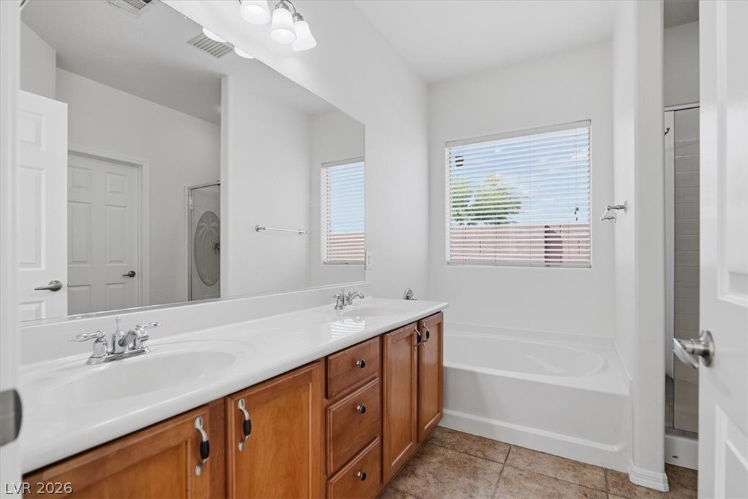 3937 Beisner Street Las Vegas, NV 89122 - Photo 13 of 32