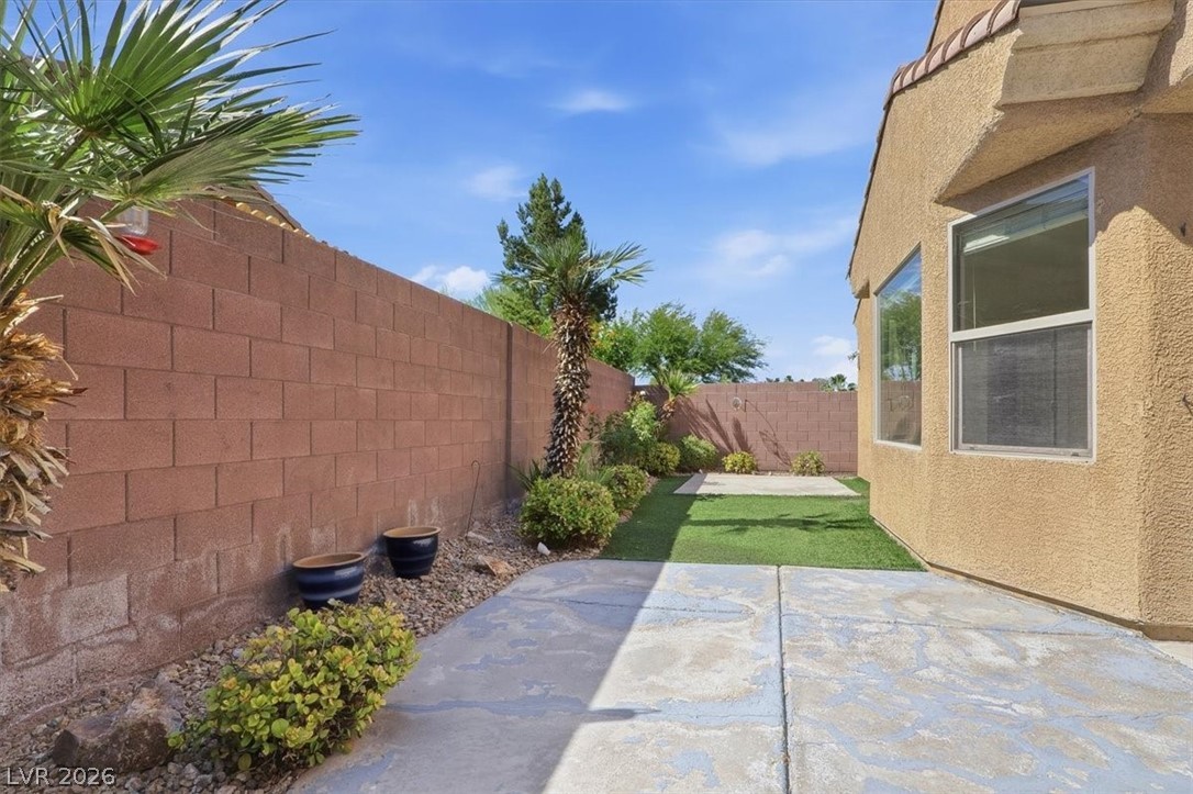 3937 Beisner Street Las Vegas, NV 89122 - Photo 20 of 32