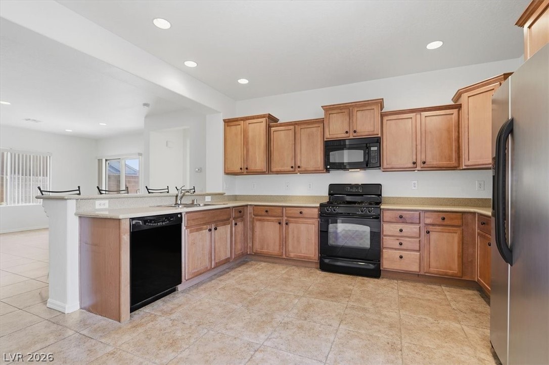 3937 Beisner Street Las Vegas, NV 89122 - Photo 8 of 32