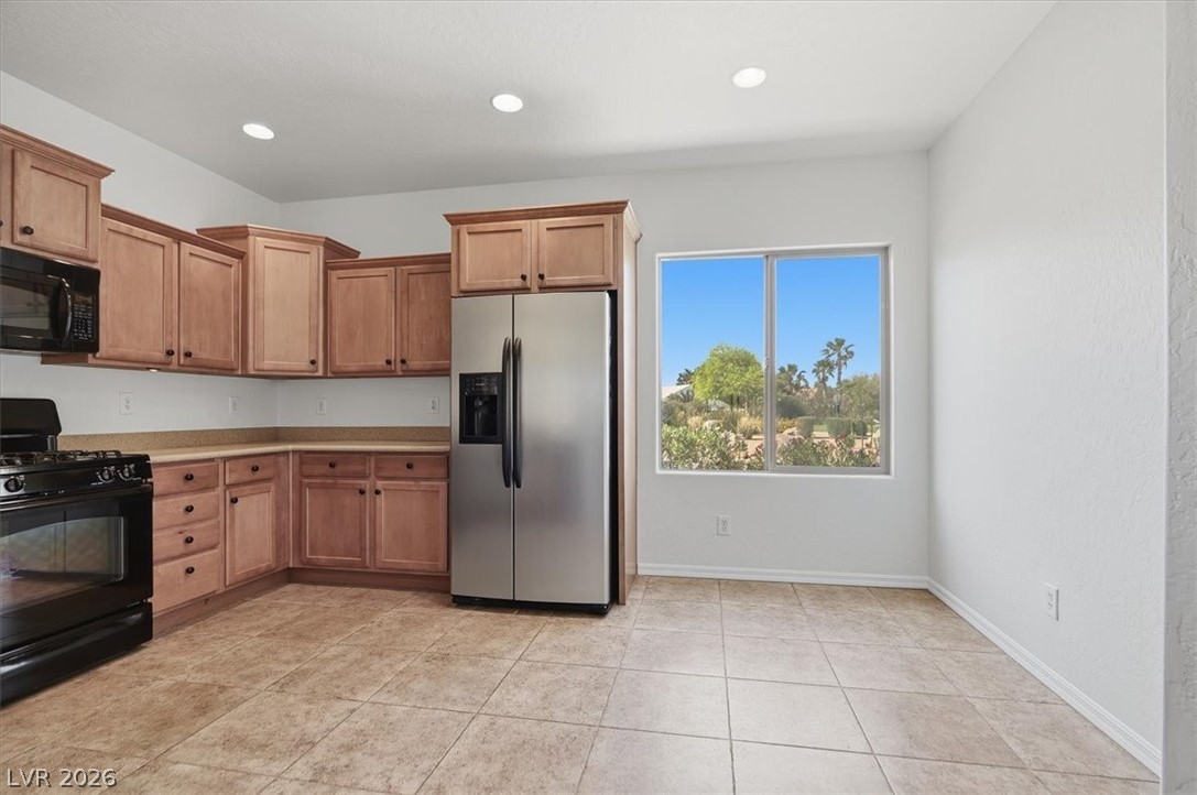 3937 Beisner Street Las Vegas, NV 89122 - Photo 9 of 32