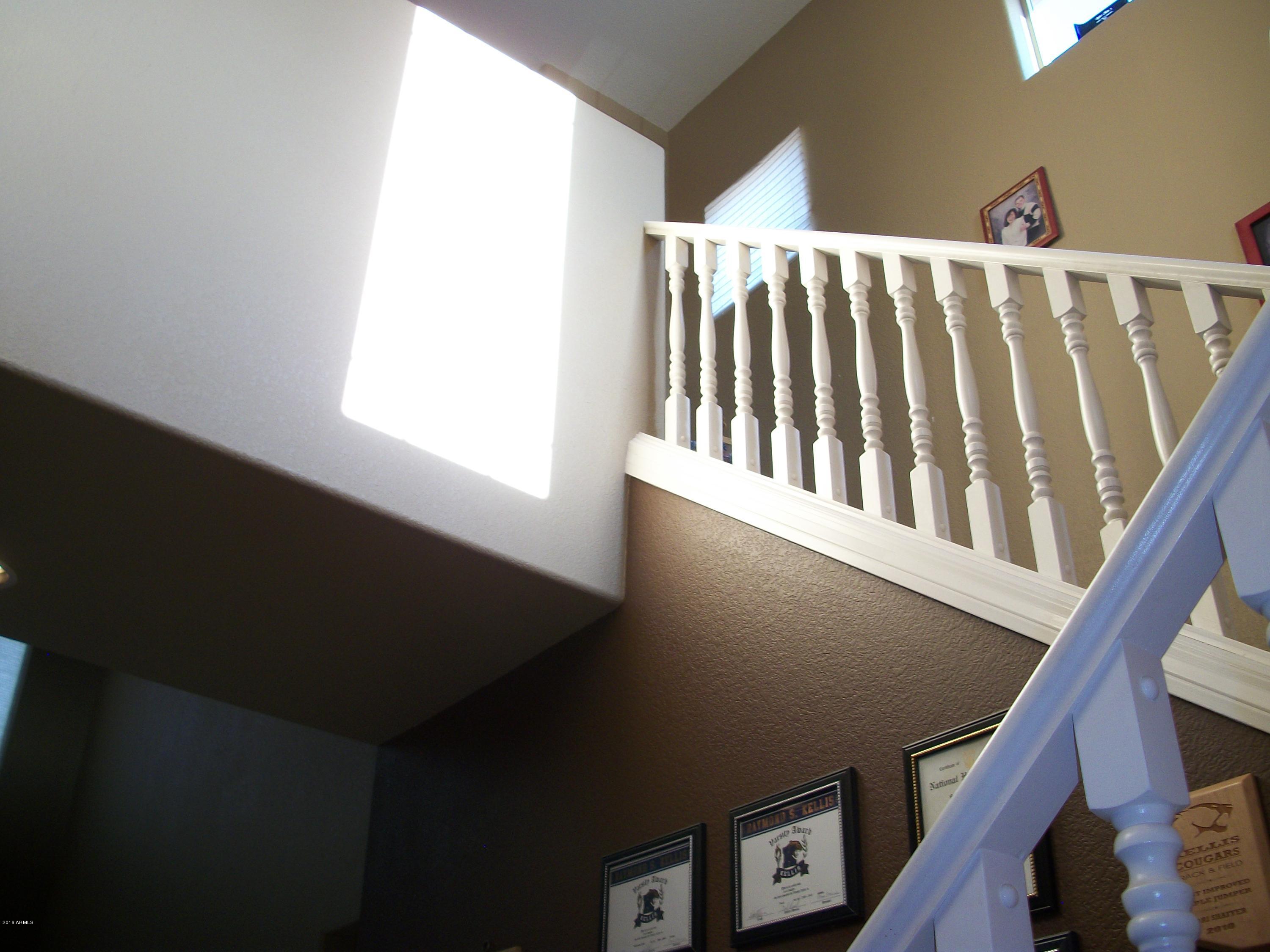 2111 North Rascon Loop Phoenix, AZ 85037 - Photo 11 of 39 100_4291