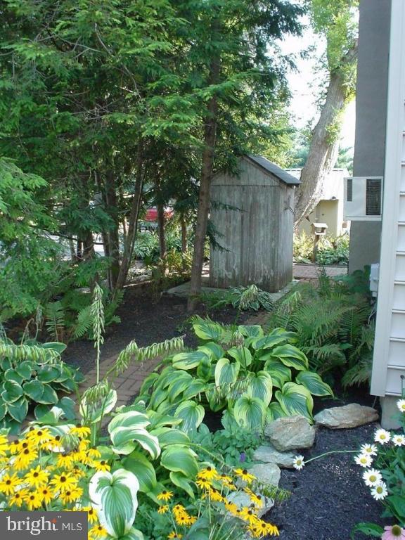 1026 Village Road Lancaster, PA 17602 - Photo 8 of 15 Gallery Image 8