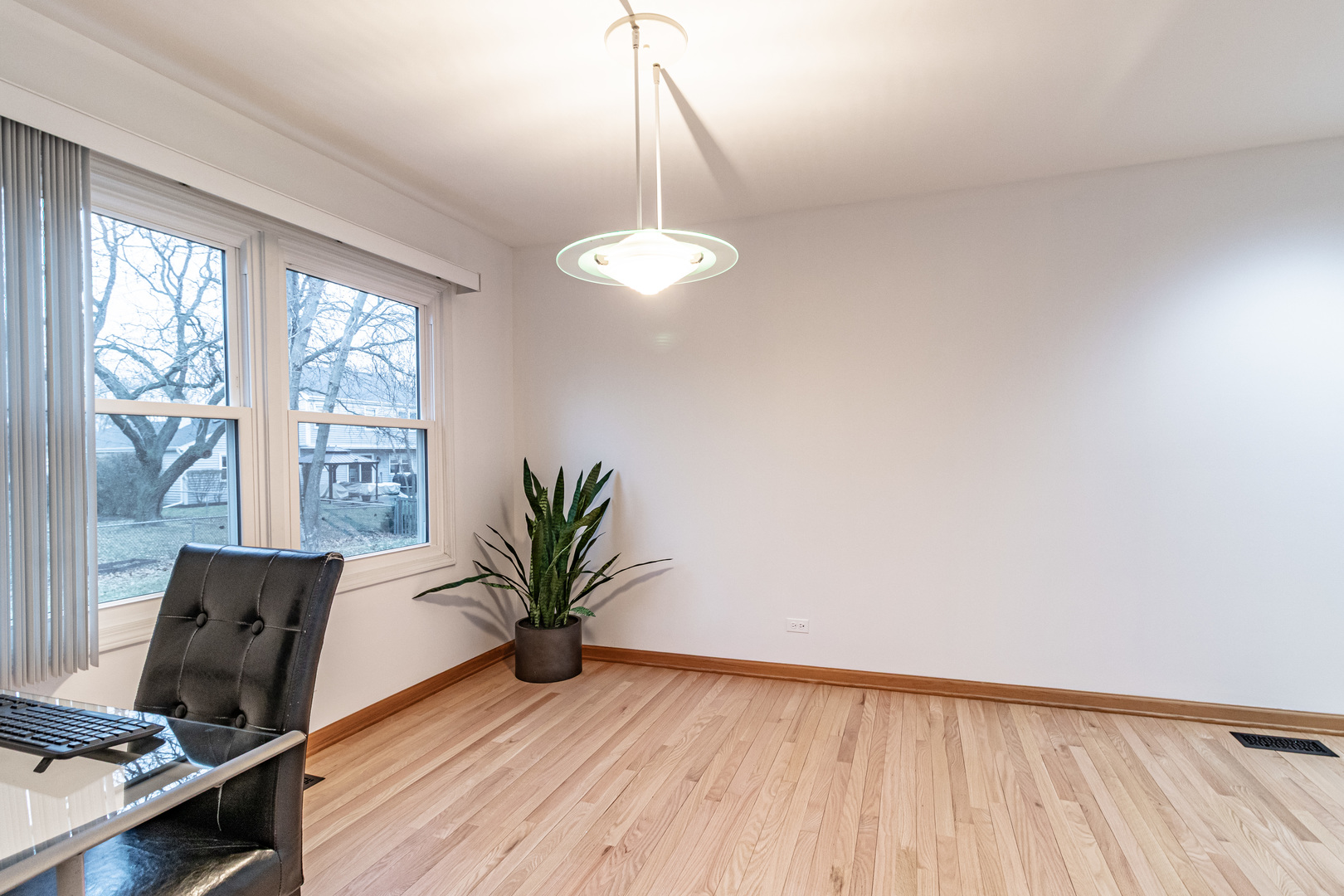 1265 Devonshire Road Buffalo Grove, IL 60089 - Photo 13 of 48