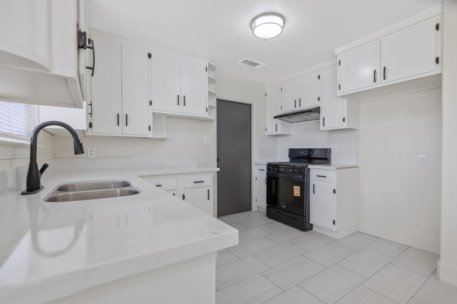 364 South Newman Road Tipton, CA 93272 - Photo 20 of 34