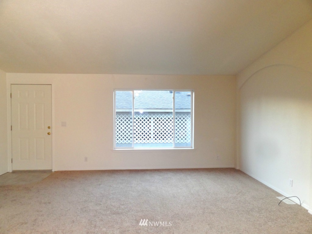 1101 South Scheuber Road, Unit 11 Centralia, WA 98531 - Photo 4 of 24 Gallery Image 4