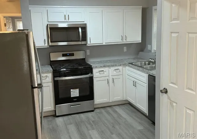 $1,300 | 8576 Kathlyn Drive, St. Louis, MO 63134